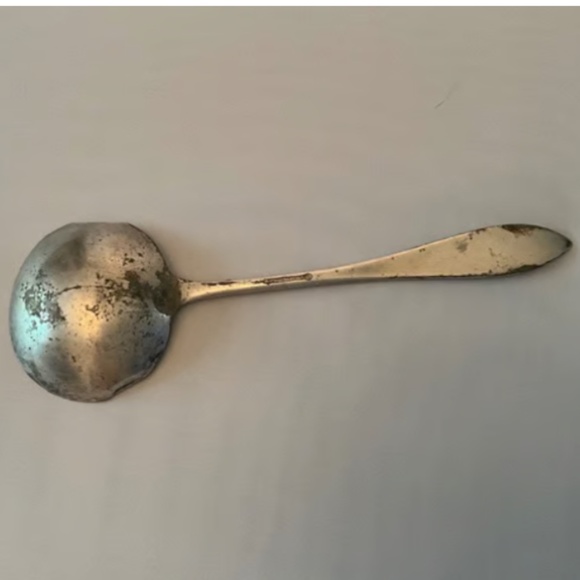 1847 Rogers Brothers A1 Silver Plate Oyster Serving Spoon - Picture 2 of 2